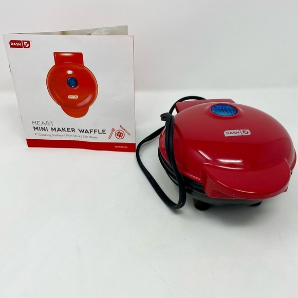Dash Red Mini Heart Waffle Maker - Picture 3 of 10